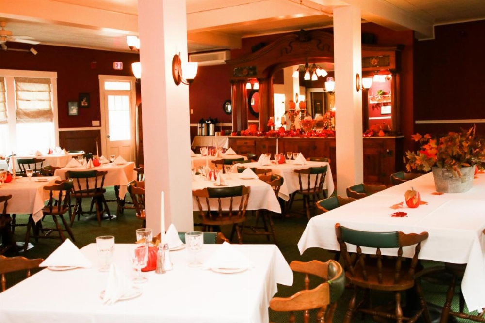 Fullerton Inn & Restaurant Image 15