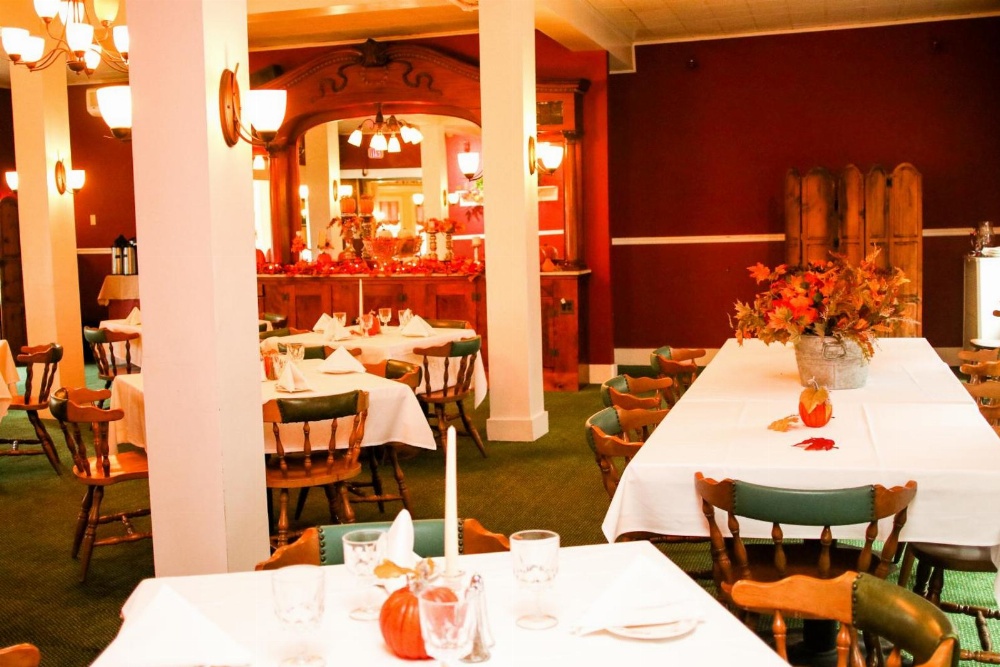 Fullerton Inn & Restaurant Main image